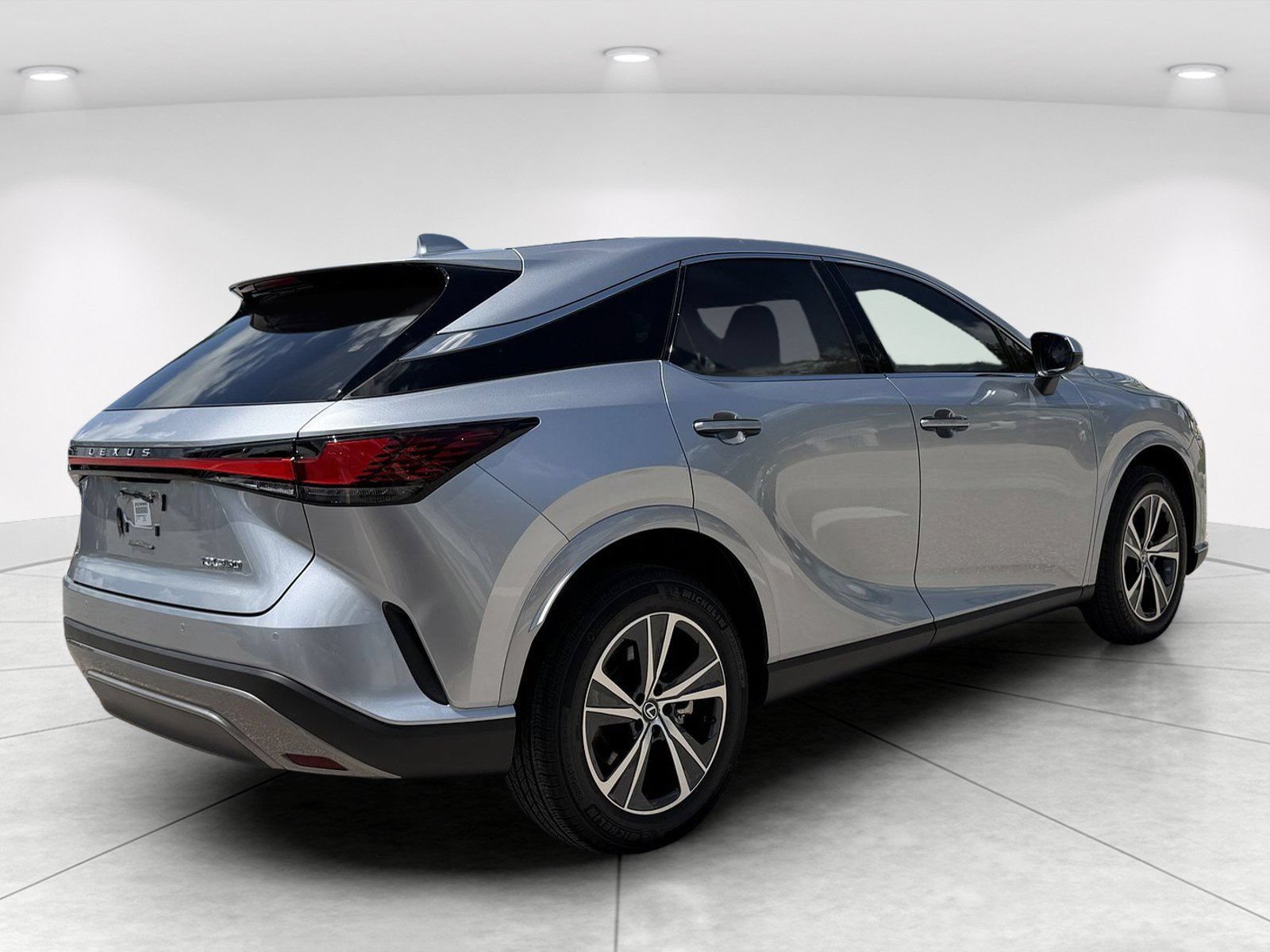 Used 2025 Lexus RX 350 FWD w/ Accessory Package (K3) image 3