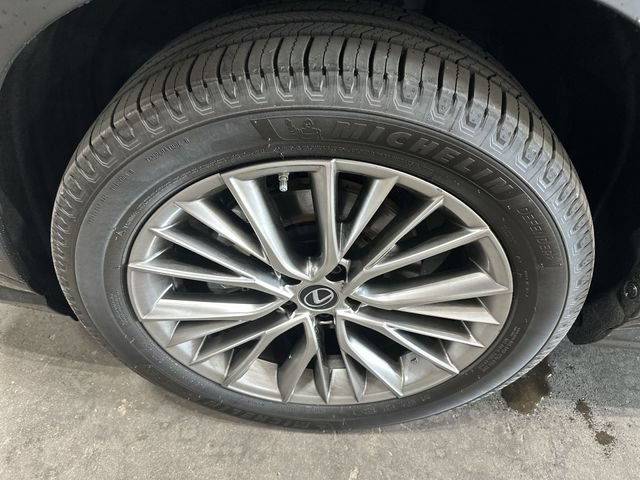 Used 2023 Lexus NX 350h AWD image 23