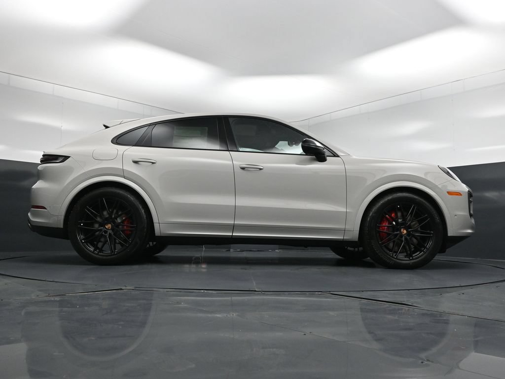 New 2026 Porsche Cayenne S AWD/4WD image 27