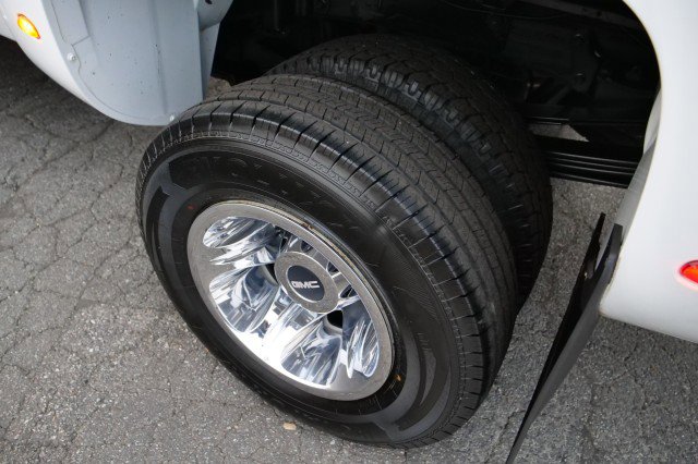 Used 2011 GMC Sierra 3500 Denali image 8