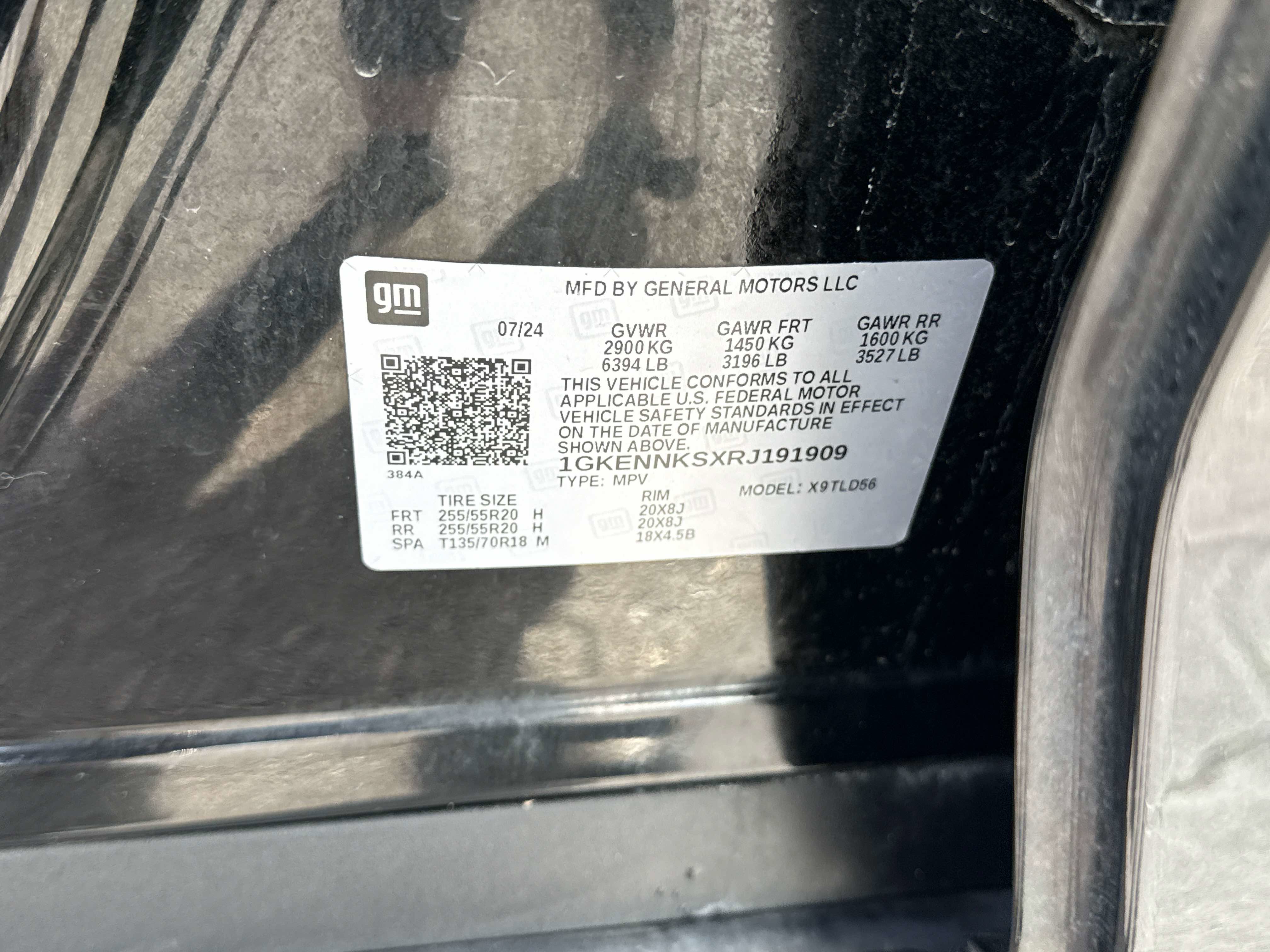 Used 2024 GMC Acadia Elevation image 29