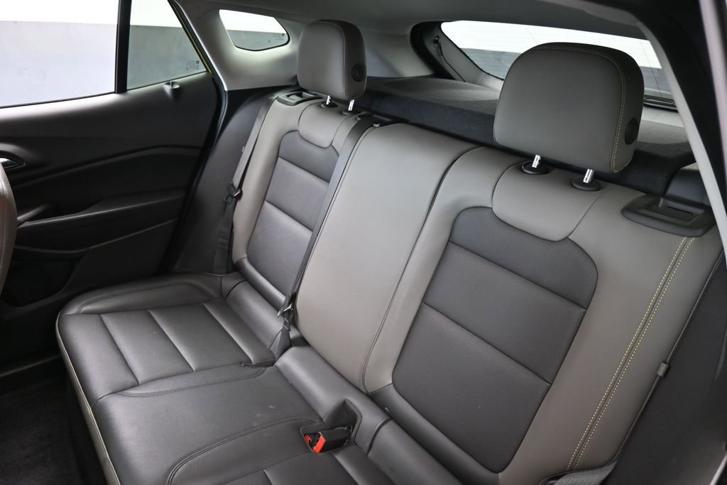 Used 2024 Chevrolet Trax ACTIV FWD image 33