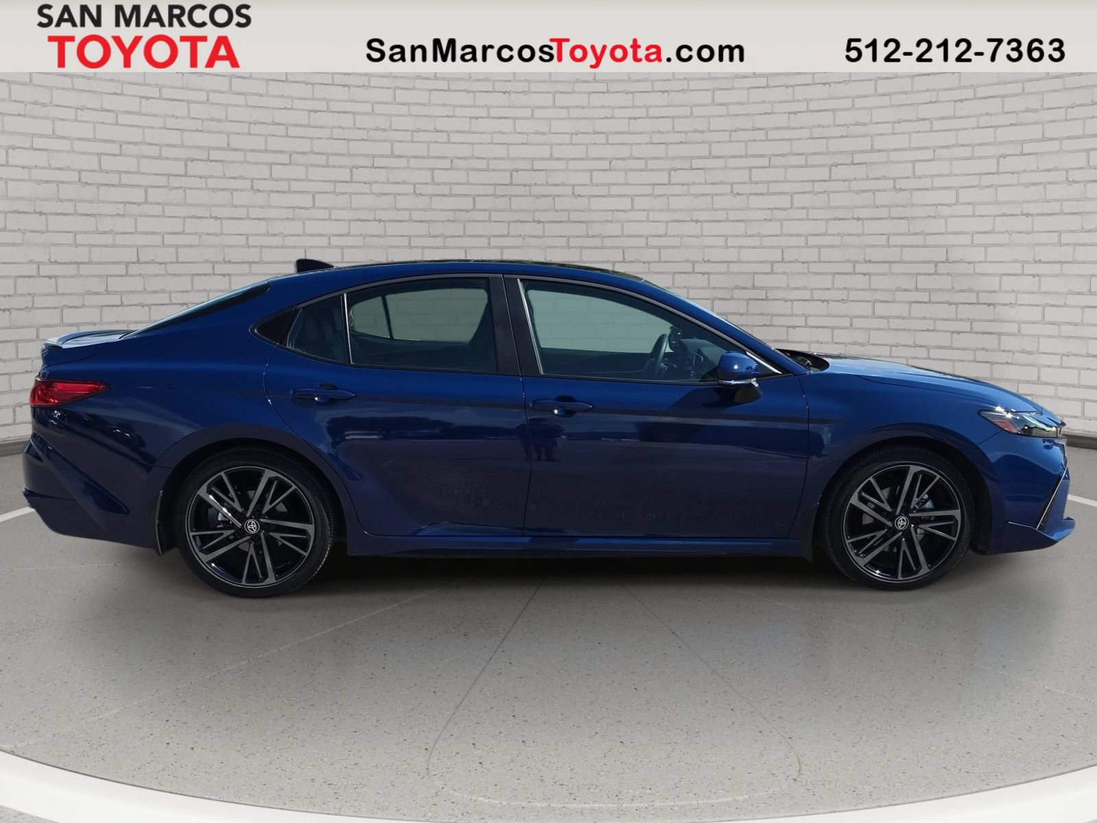 Used 2026 Toyota Camry XSE FWD image 5