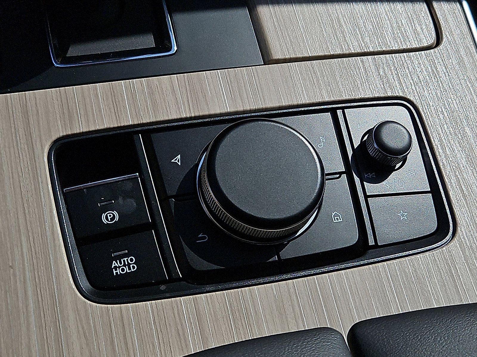 New 2026 MAZDA CX-90 3.3 Turbo w/ Preferred Package image 19