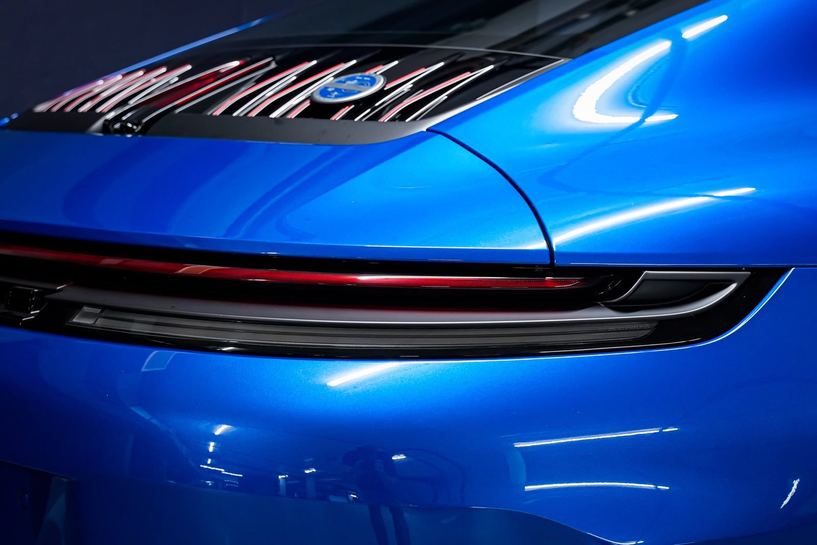 Used 2026 Porsche 911 Carrera T RWD image 44