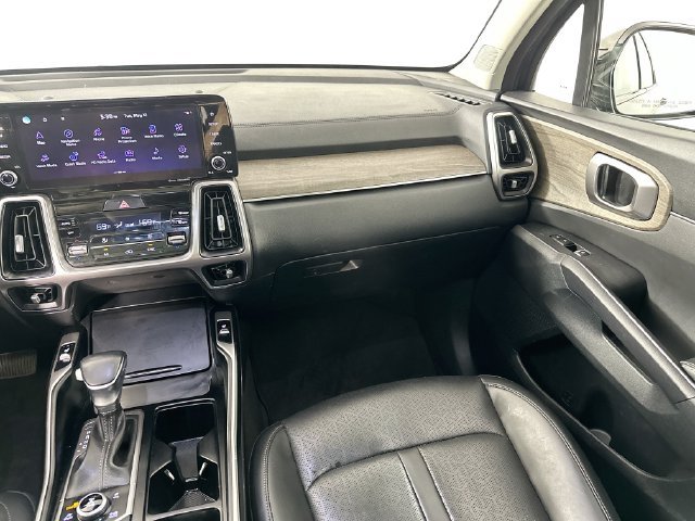 Used 2023 Kia Sorento S w/ Panoramic Sunroof Package AWD/4WD image 28