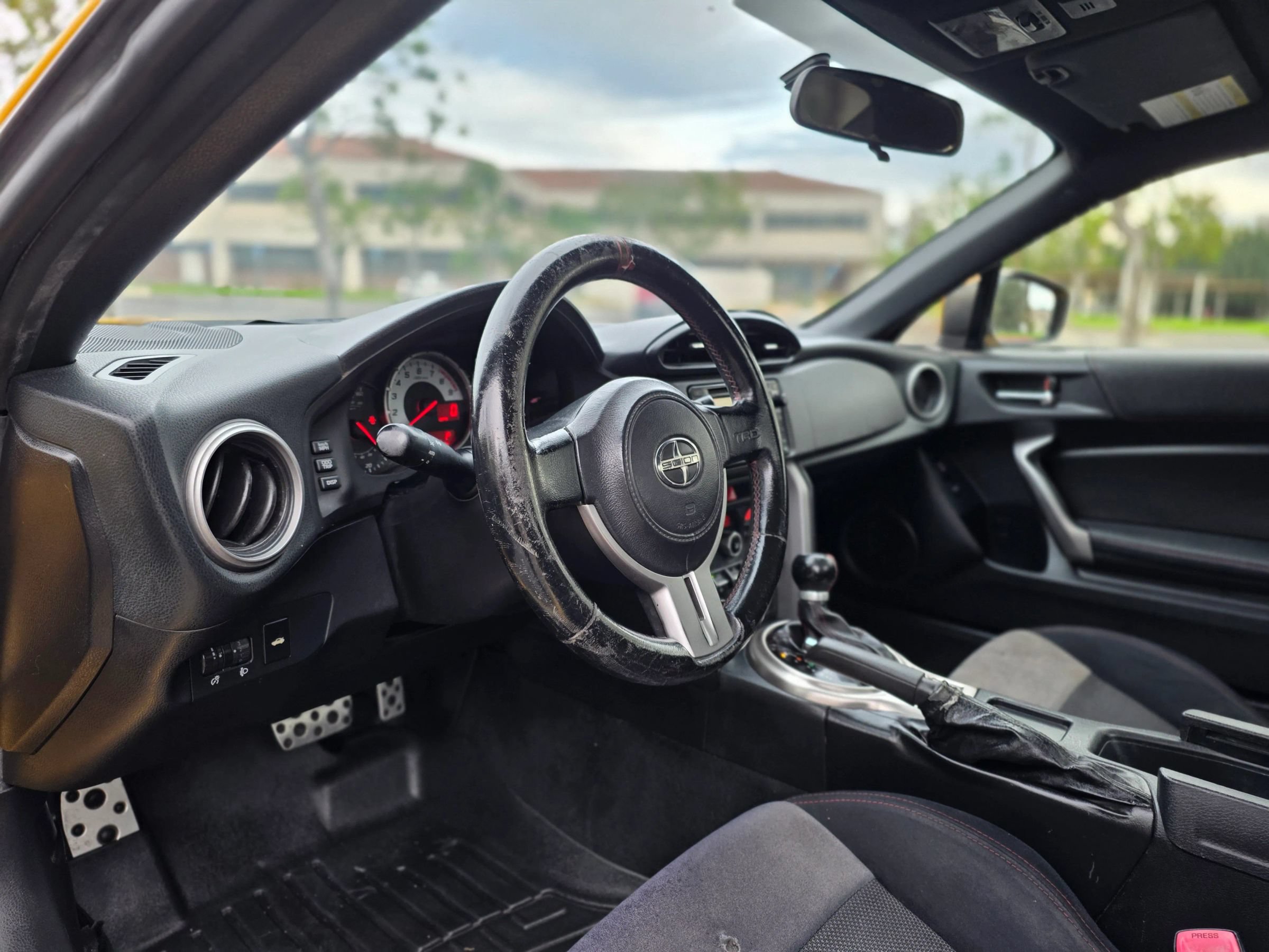 Used 2015 Scion FR-S Release Series 1.0 RWD image 17