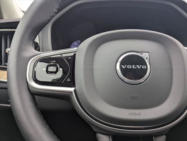 Used 2026 Volvo XC60 T8 Ultra w/ Climate Package PRO AWD/4WD image 14