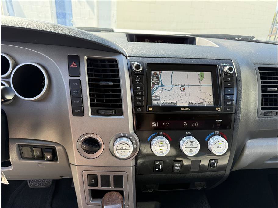 Used 2012 Toyota Tundra Limited AWD/4WD image 19