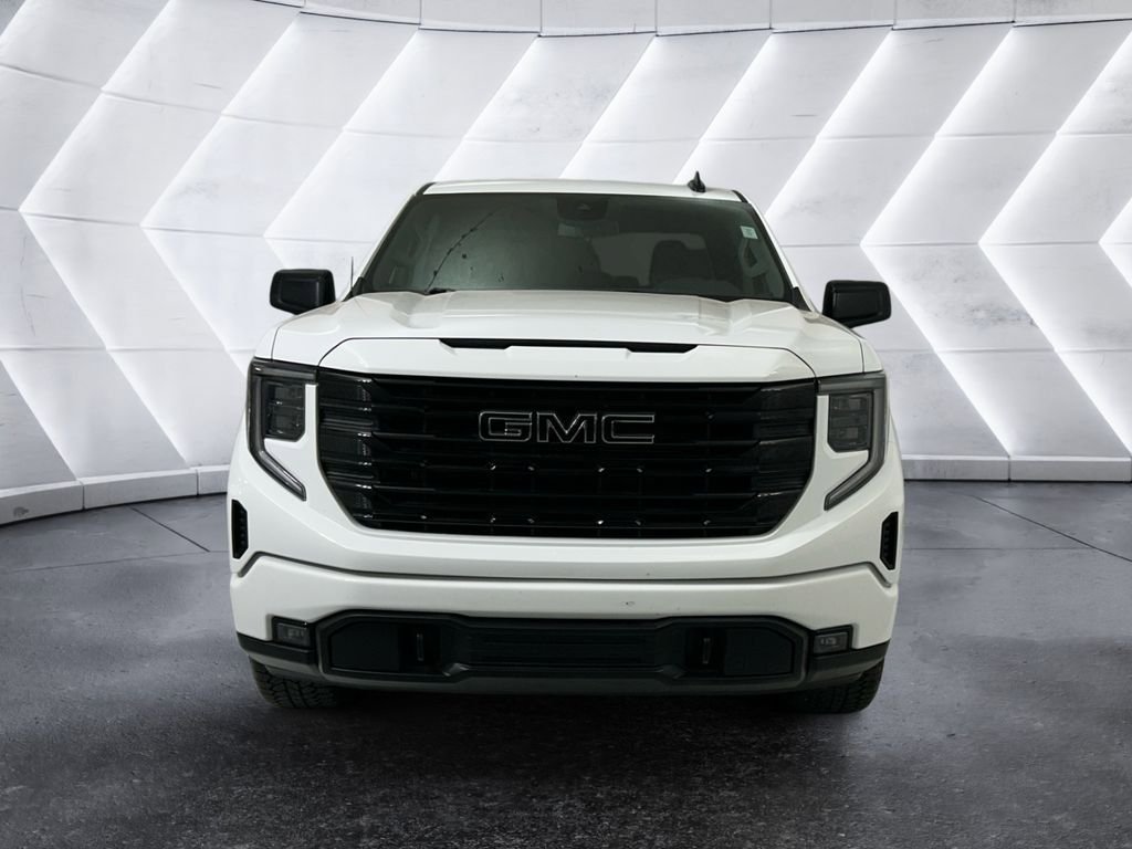 Used 2024 GMC Sierra 1500 Elevation AWD/4WD image 2