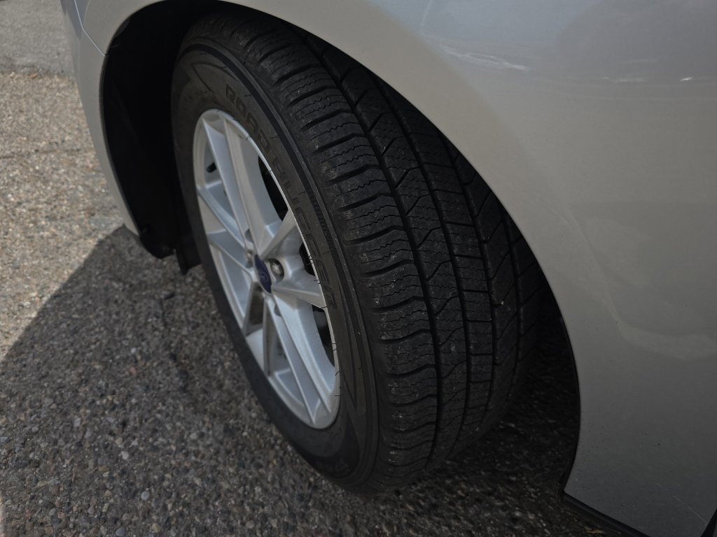 Used 2018 Ford Focus SE FWD image 31