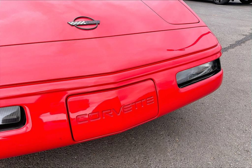 Used 1992 Chevrolet Corvette Convertible RWD image 30