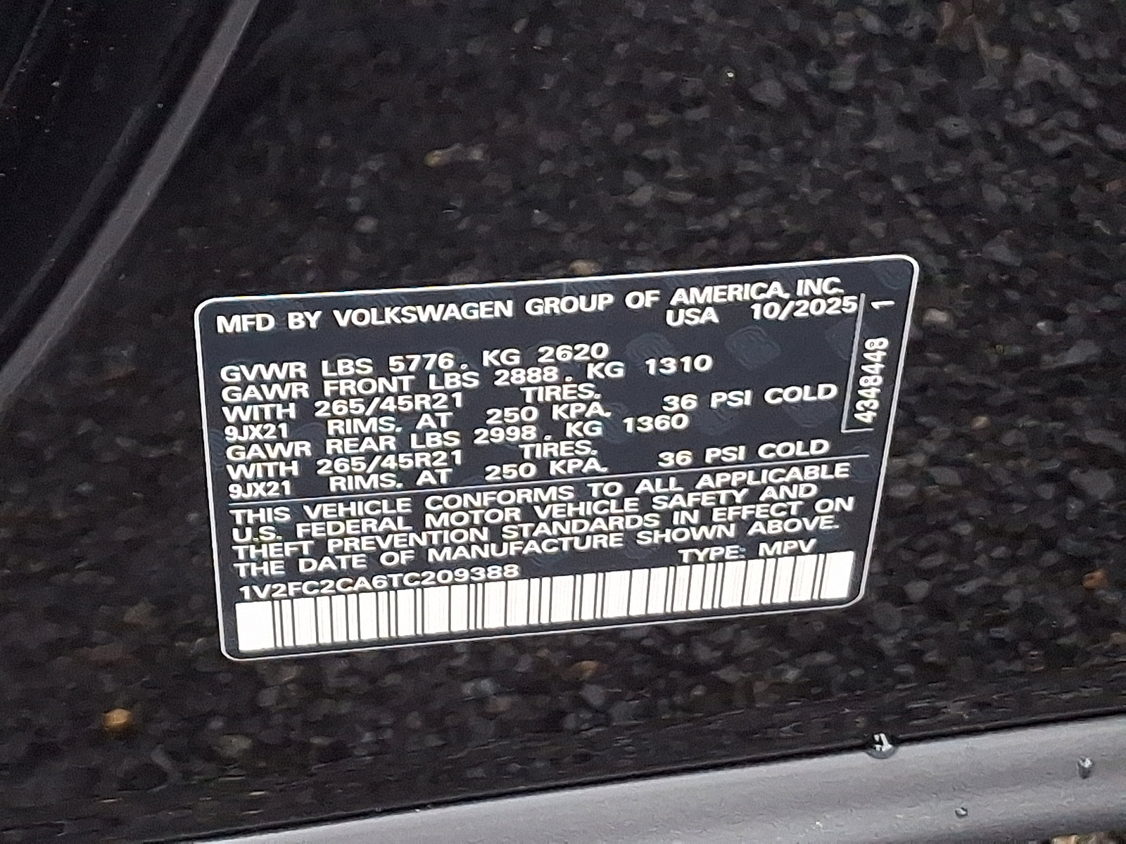 New 2026 Volkswagen Atlas Cross Sport SEL Premium R-Line AWD/4WD image 10