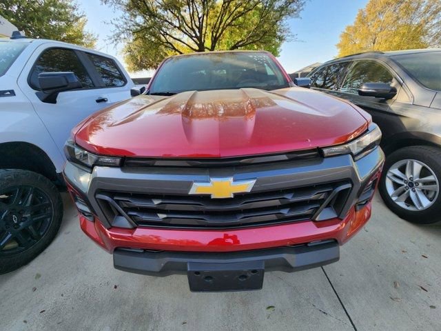 Used 2024 Chevrolet Colorado LT w/ LT Convenience Package image 2
