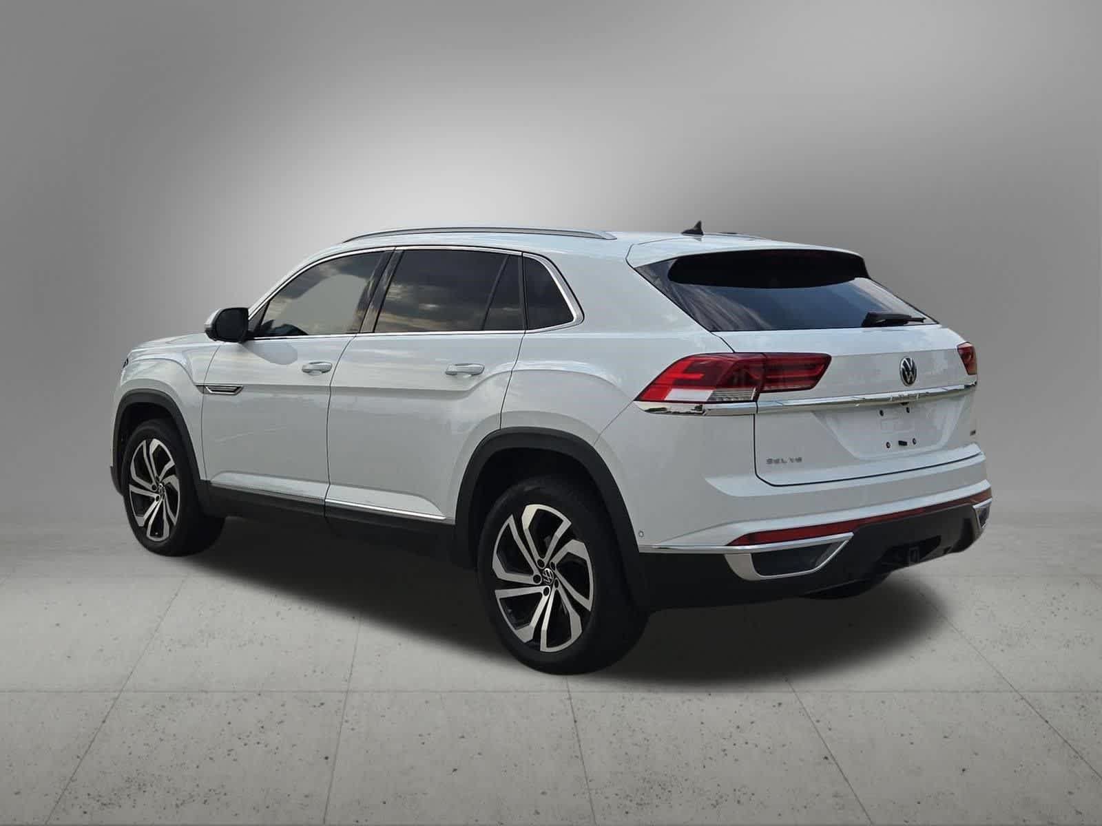 Used 2021 Volkswagen Atlas Cross Sport SEL Premium AWD/4WD image 4