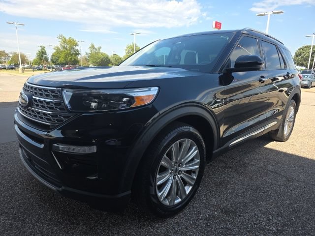 Used 2023 Ford Explorer Limited w/ Limited Technology Package RWD image 3