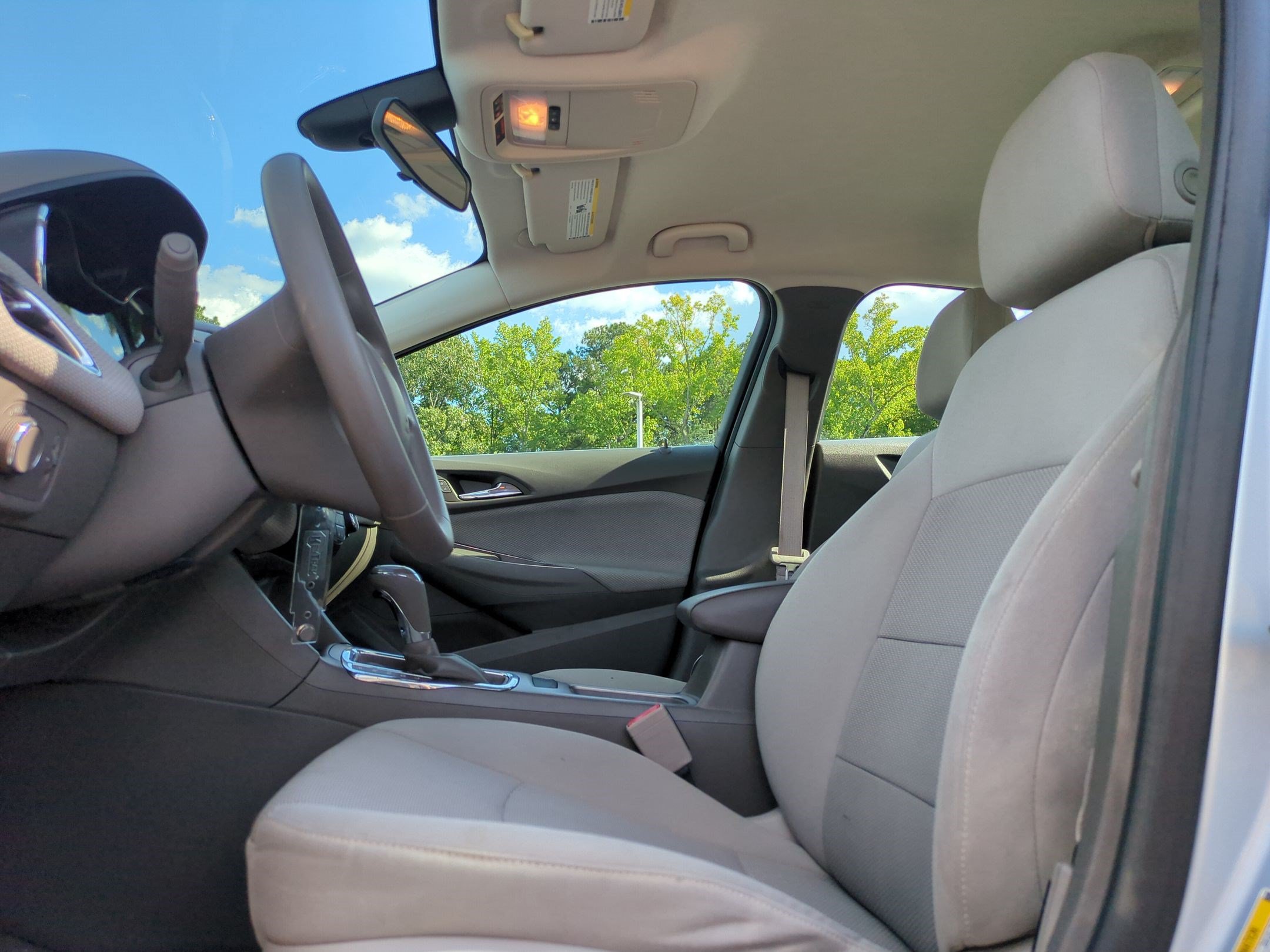 Used 2018 Chevrolet Cruze LS FWD image 16