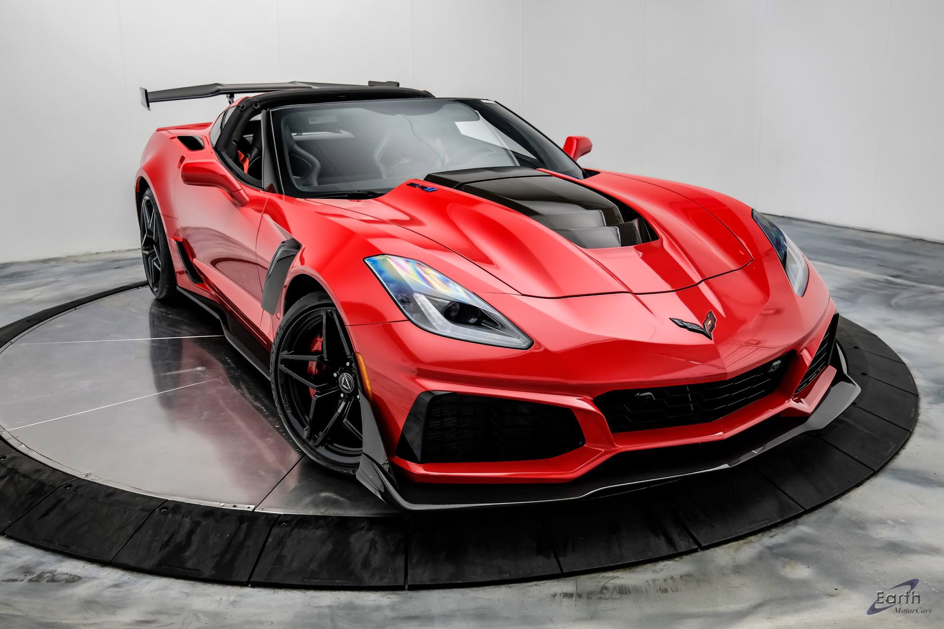 Used 2019 Chevrolet Corvette ZR1 RWD image 33