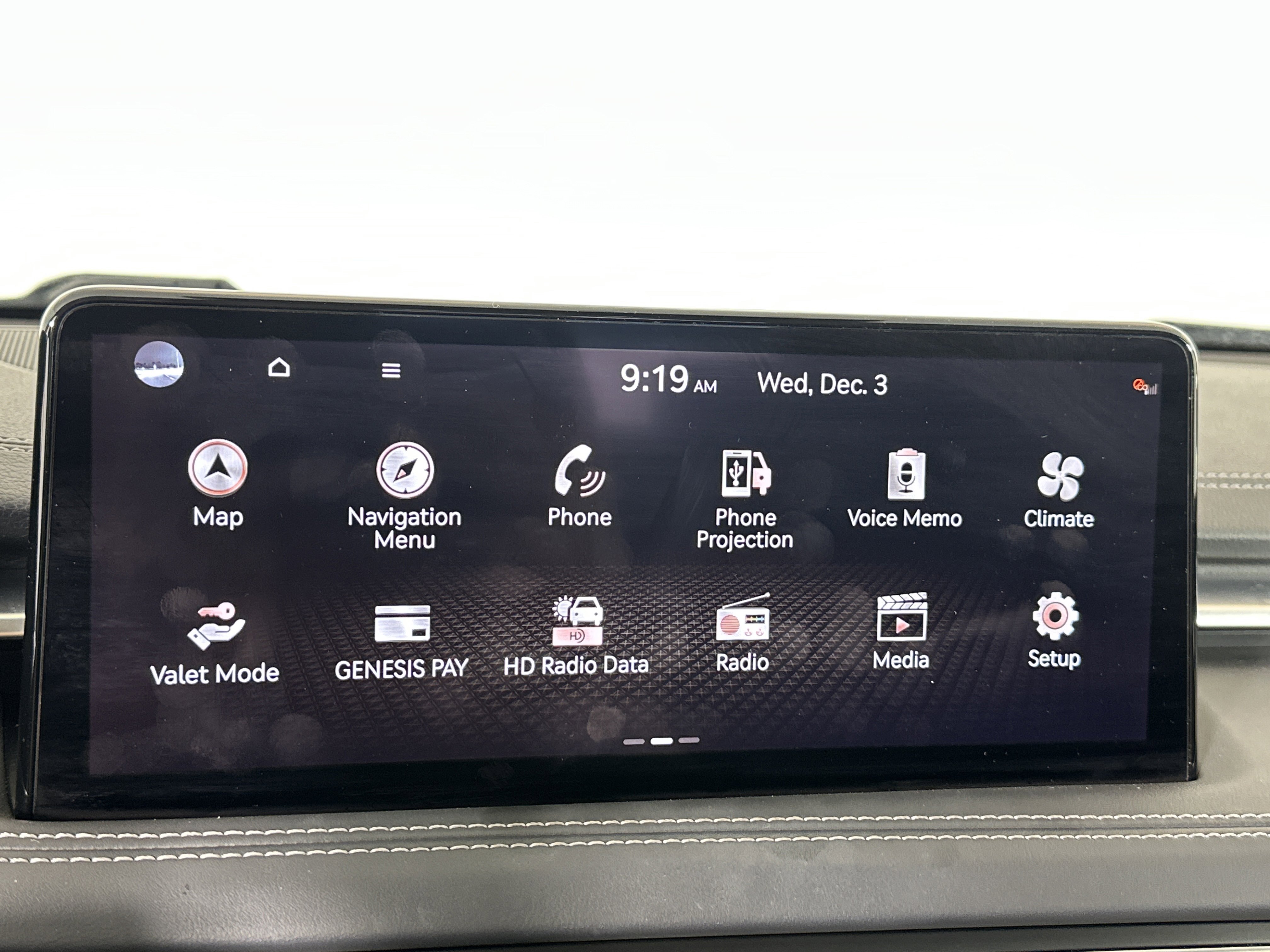 Used 2022 Genesis G70 2.0T w/ Prestige Package image 20