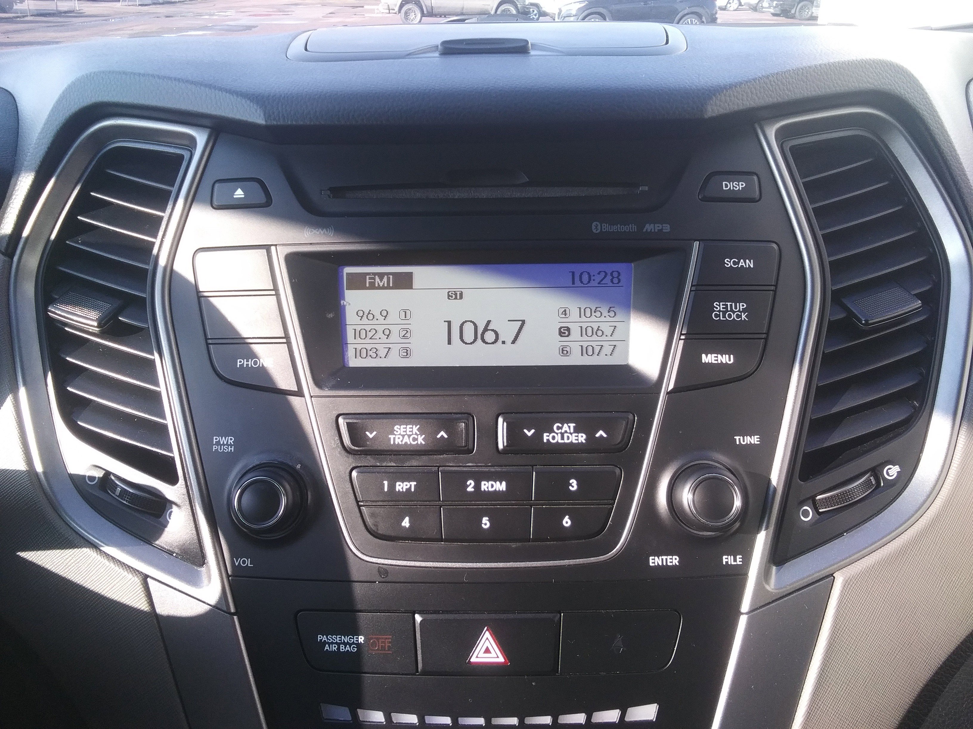 Used 2016 Hyundai Santa Fe Sport image 18