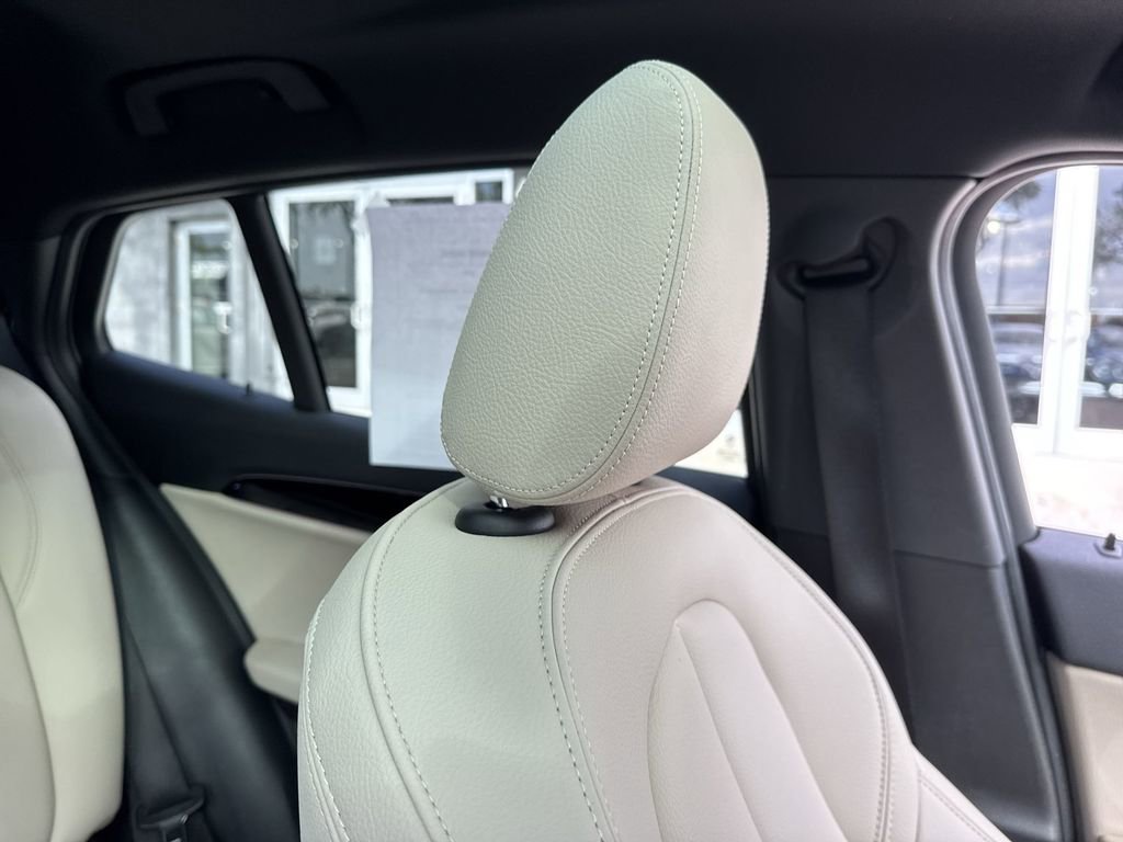 Used 2023 BMW X2 sDrive28i w/ Convenience Package image 21