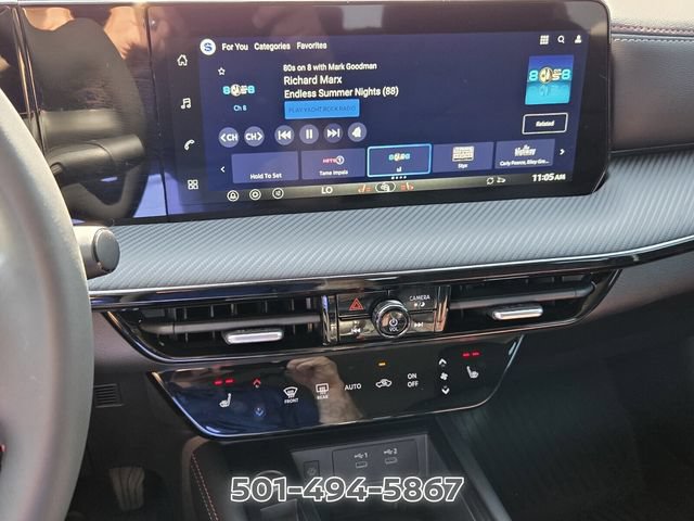 Certified 2026 Nissan Kicks SR w/ Cold Weather Package FWD image 17