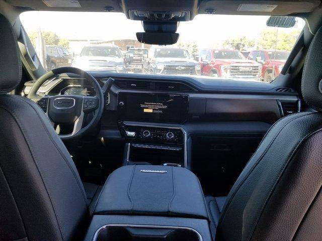 New 2025 GMC Sierra 2500 Denali w/ Denali Reserve Package image 11