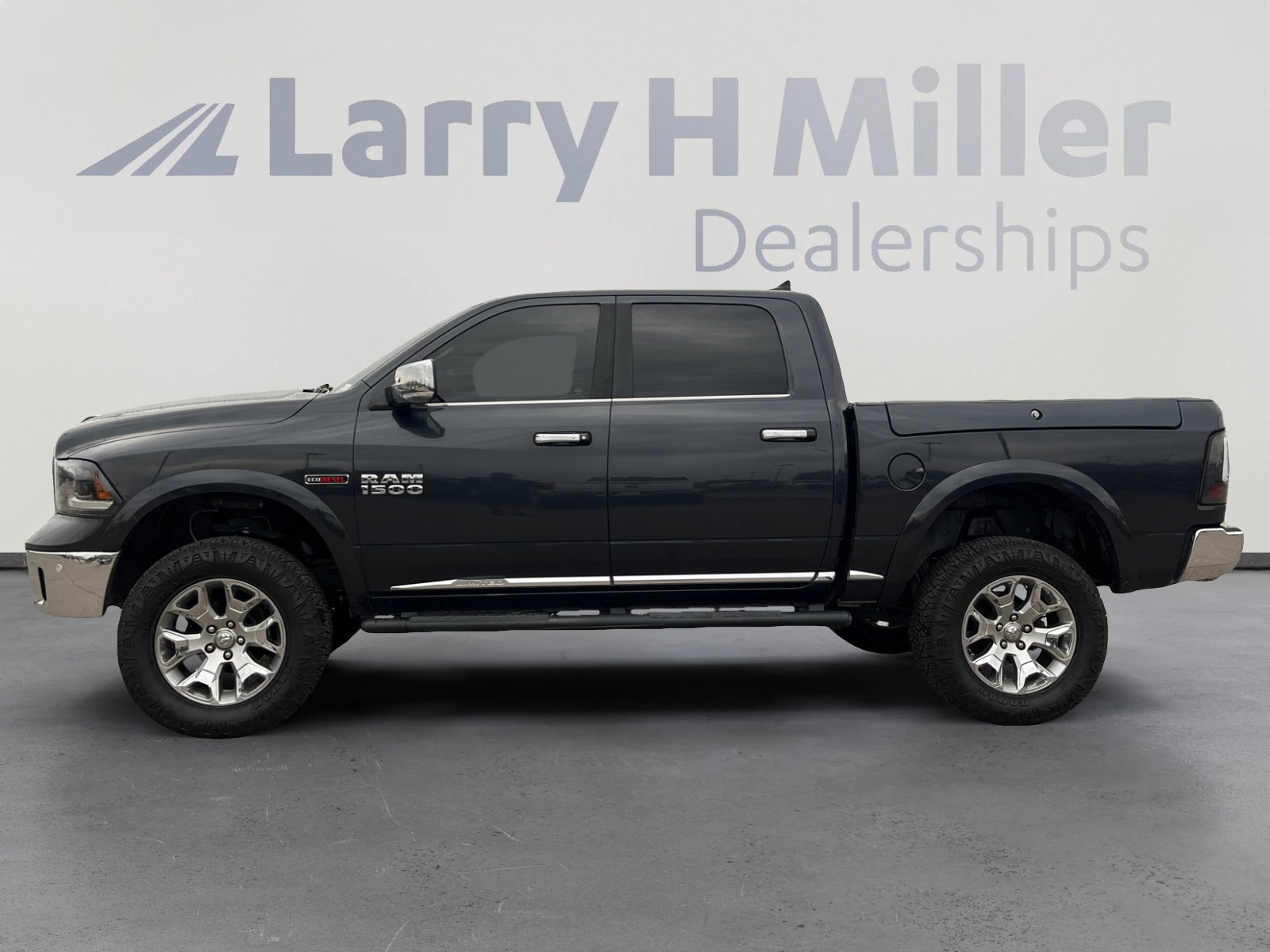 Used 2016 RAM 1500 Limited image 2