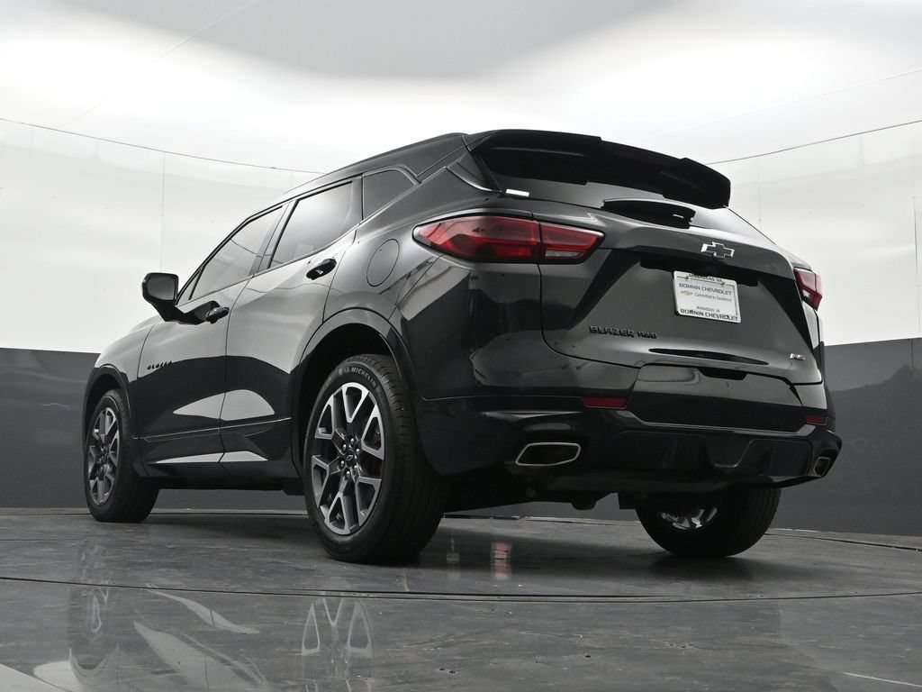 Certified 2023 Chevrolet Blazer RS w/ Driver Confidence II Package AWD/4WD image 32
