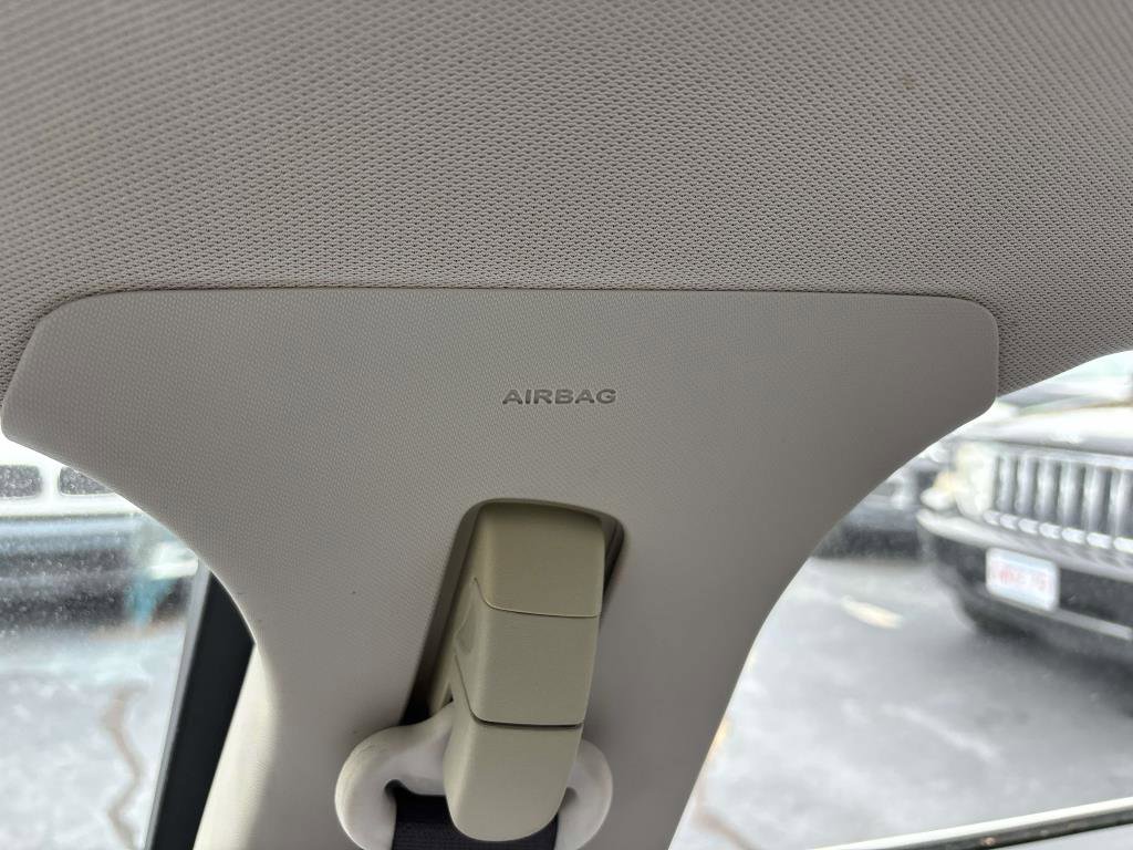 Used 2014 Ford Fusion S image 25