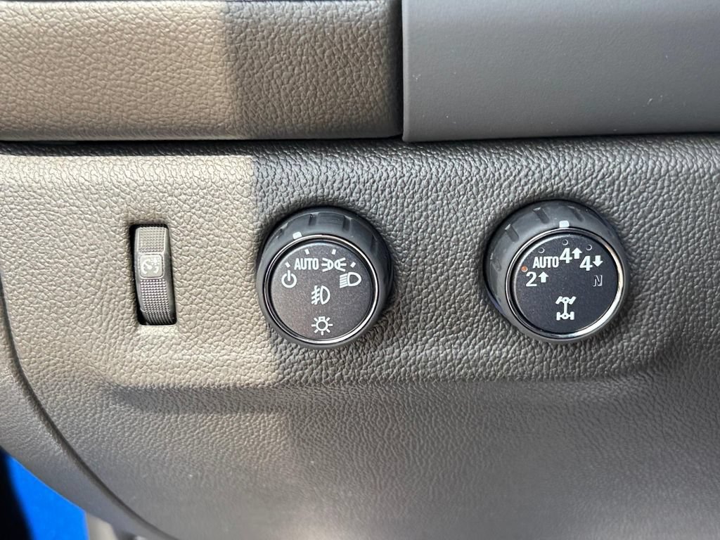Used 2022 GMC Canyon Elevation w/ Elevation Premium Package AWD/4WD image 15
