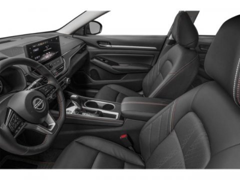 Used 2025 Nissan Altima 2.5 SR AWD/4WD image 11