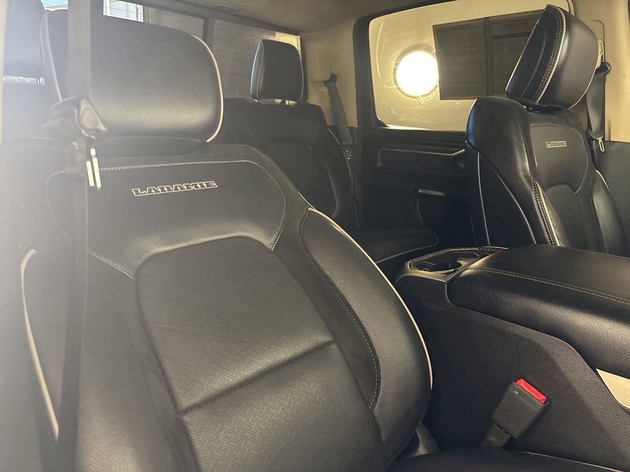 Used 2020 RAM 1500 Laramie AWD/4WD image 27