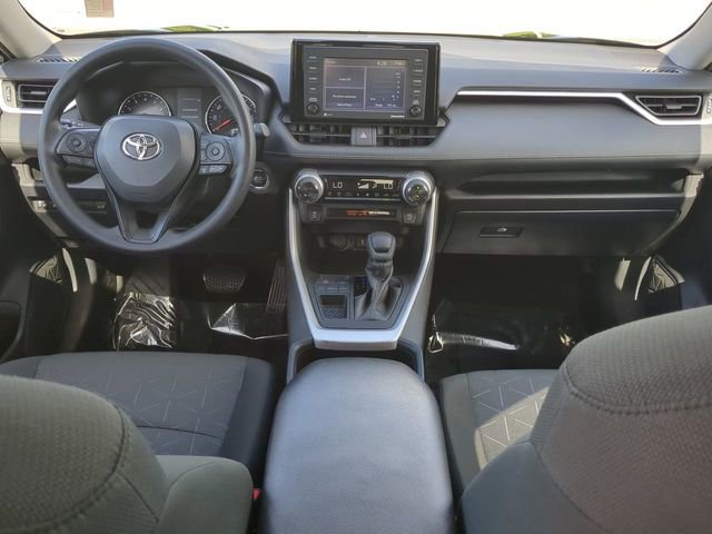 Certified 2022 Toyota RAV4 XLE w/ Convenience Package image 15
