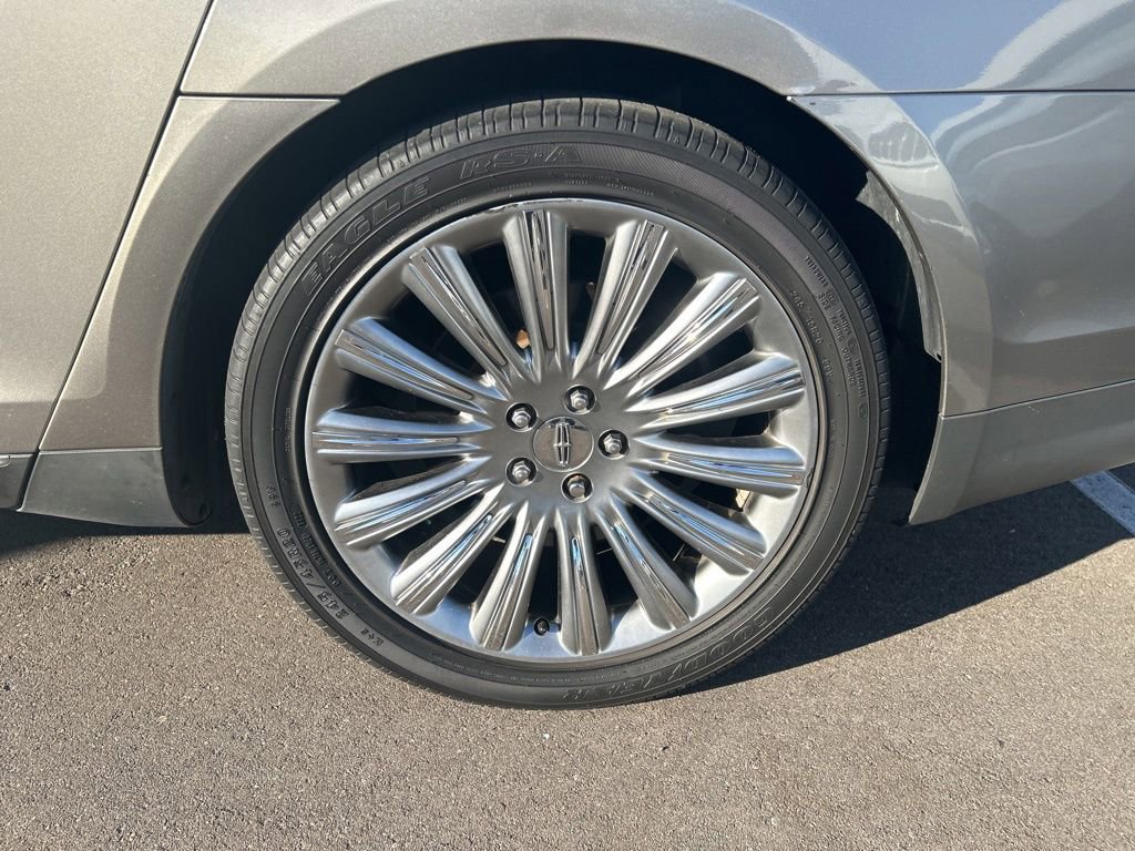 Used 2015 Lincoln MKS AWD w/ Equipment Group 101A image 9