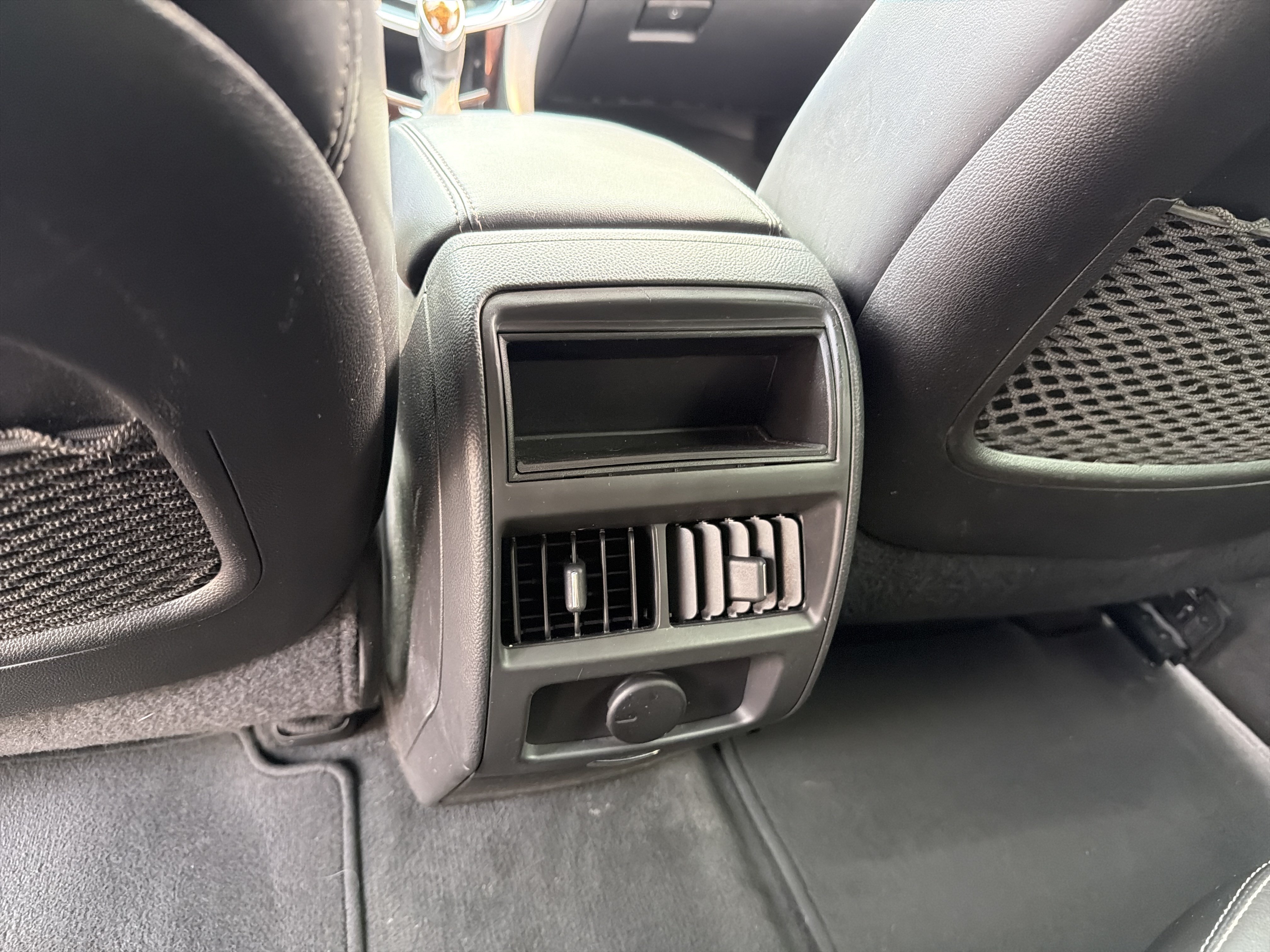 Used 2013 Cadillac SRX Luxury AWD/4WD image 11