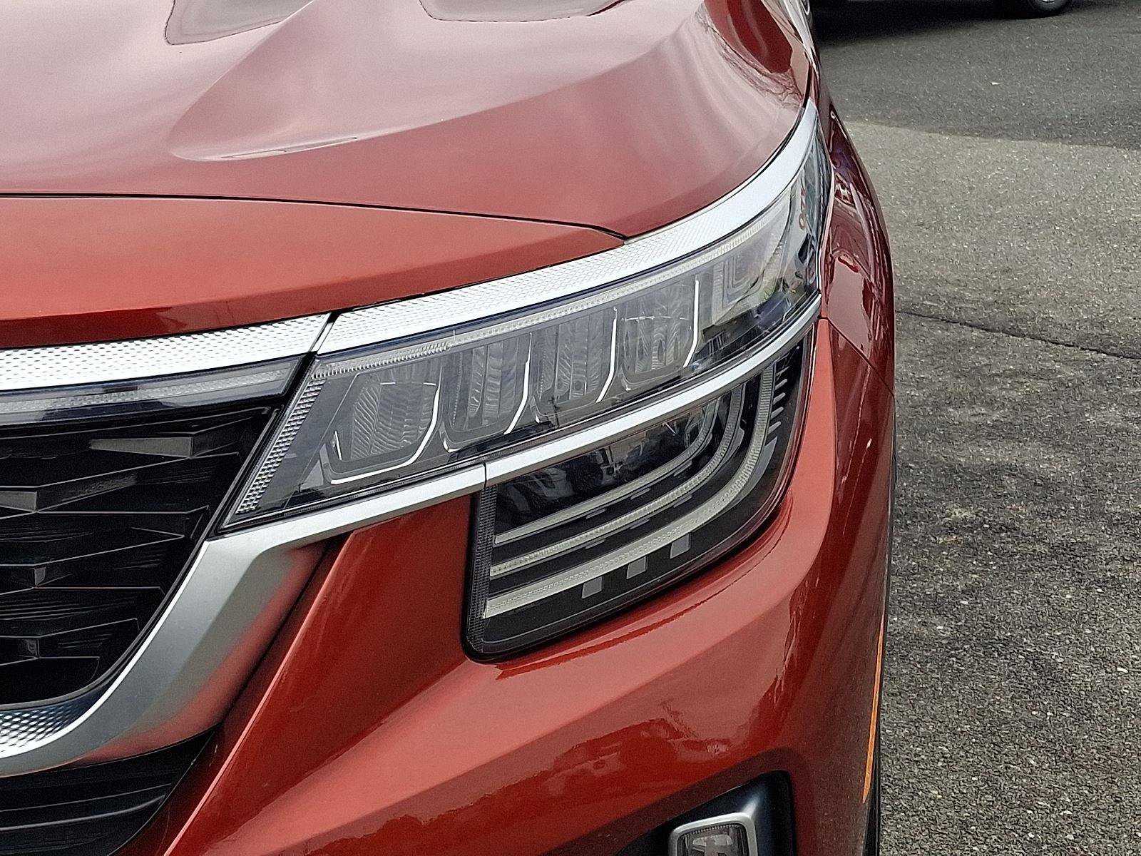 Used 2023 Kia Seltos SX image 24