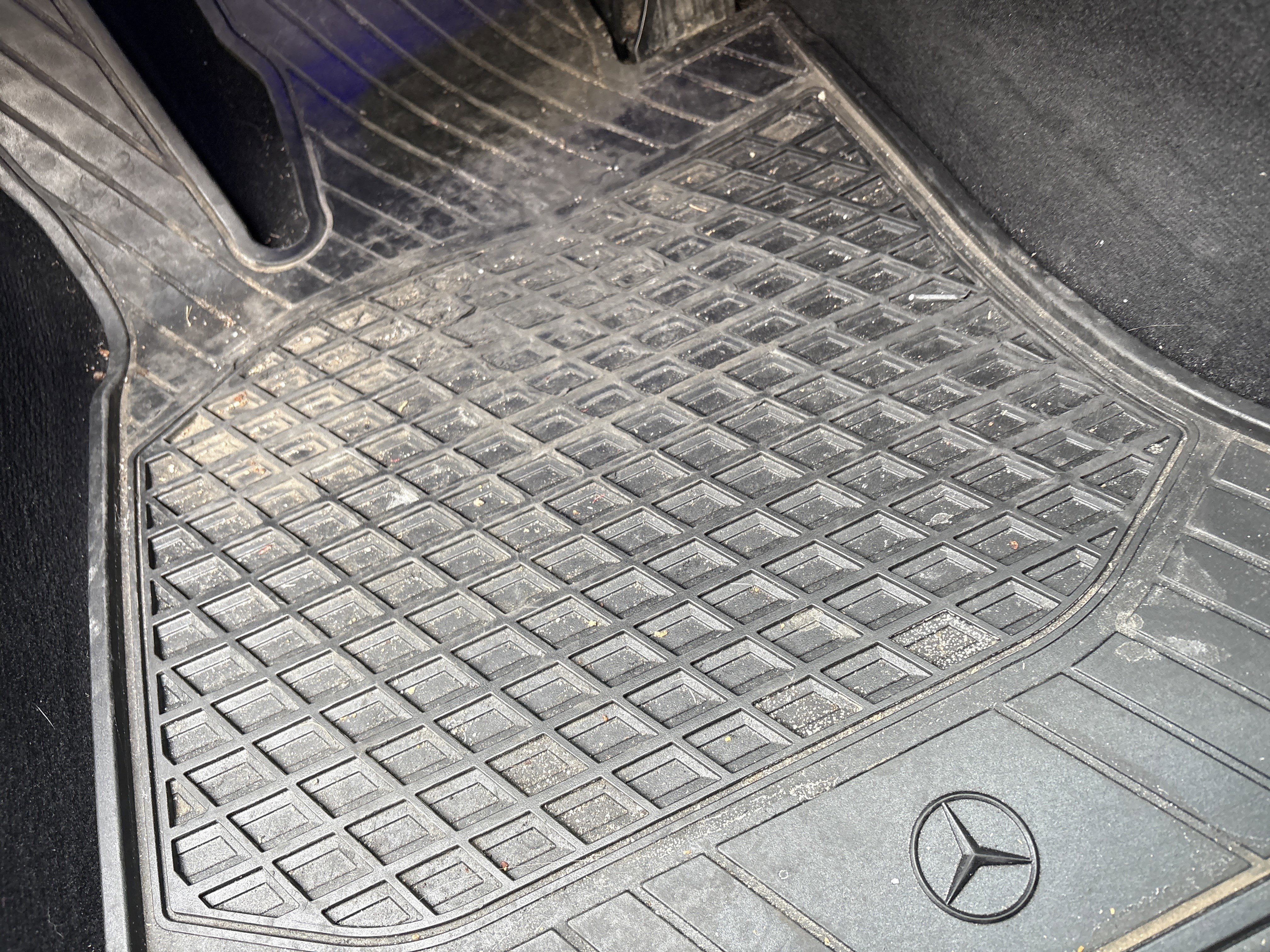 Used 2020 Mercedes-Benz C 300 4MATIC Sedan image 17