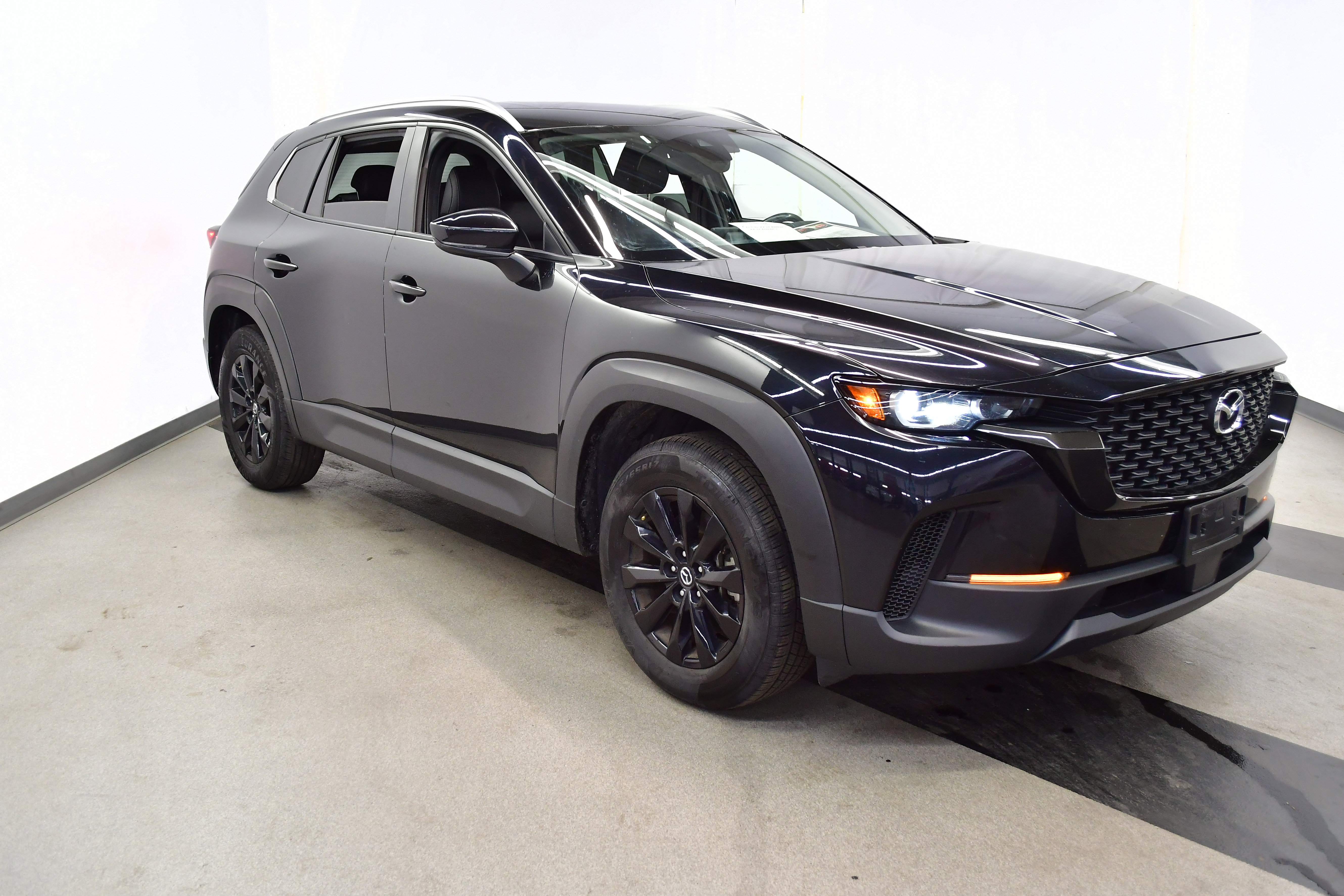 Used 2024 MAZDA CX-50 AWD 2.5 S w/ Preferred Package image 2