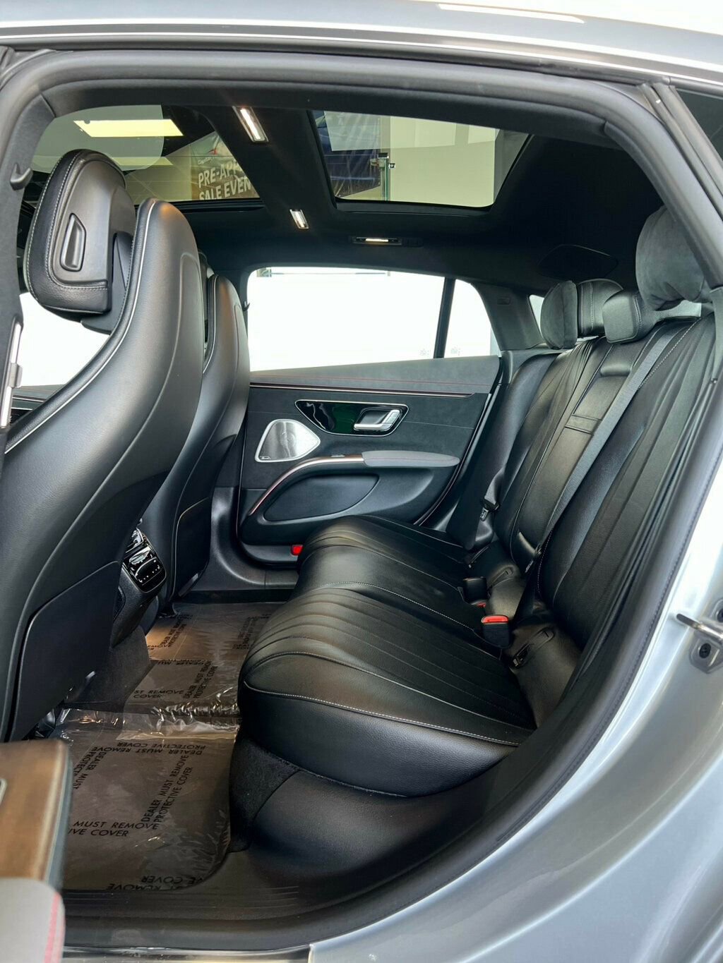 Used 2023 Mercedes-Benz EQS 580 4MATIC Sedan image 18