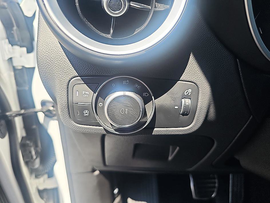 Used 2024 Alfa Romeo Stelvio Ti w/ Active Assist Plus Package image 15