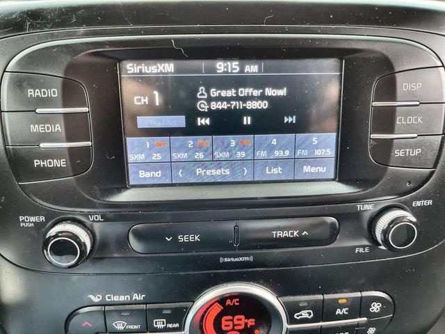 Used 2017 Kia Soul + FWD image 14