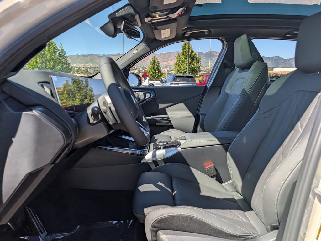 Used 2026 BMW X3 xDrive30 w/ M Sport Package AWD/4WD image 11