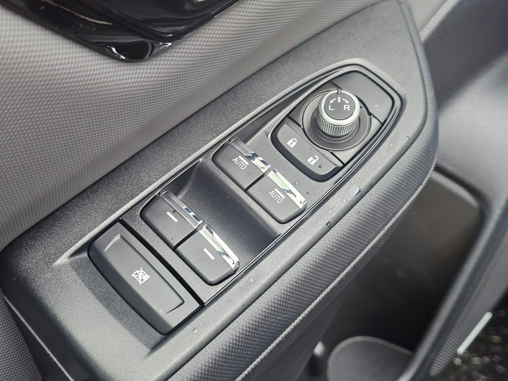 Used 2025 Subaru Forester Sport image 22