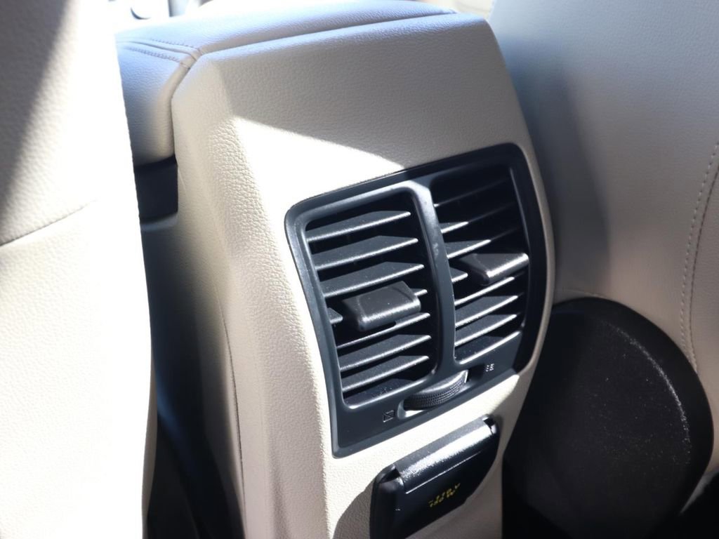 Certified 2018 Ford Escape Titanium w/ Ford Safe & Smart Package image 12