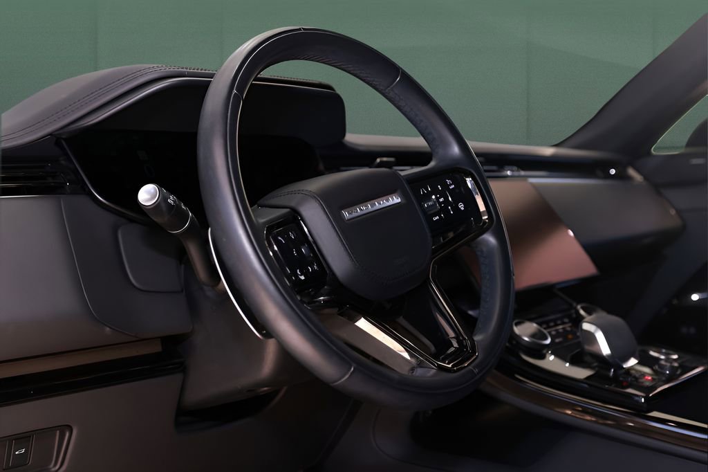Used 2023 Land Rover Range Rover Sport SE Dynamic image 21