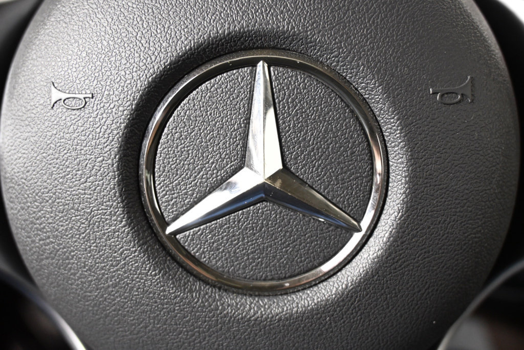 Used 2020 Mercedes-Benz GLS 450 4MATIC image 36