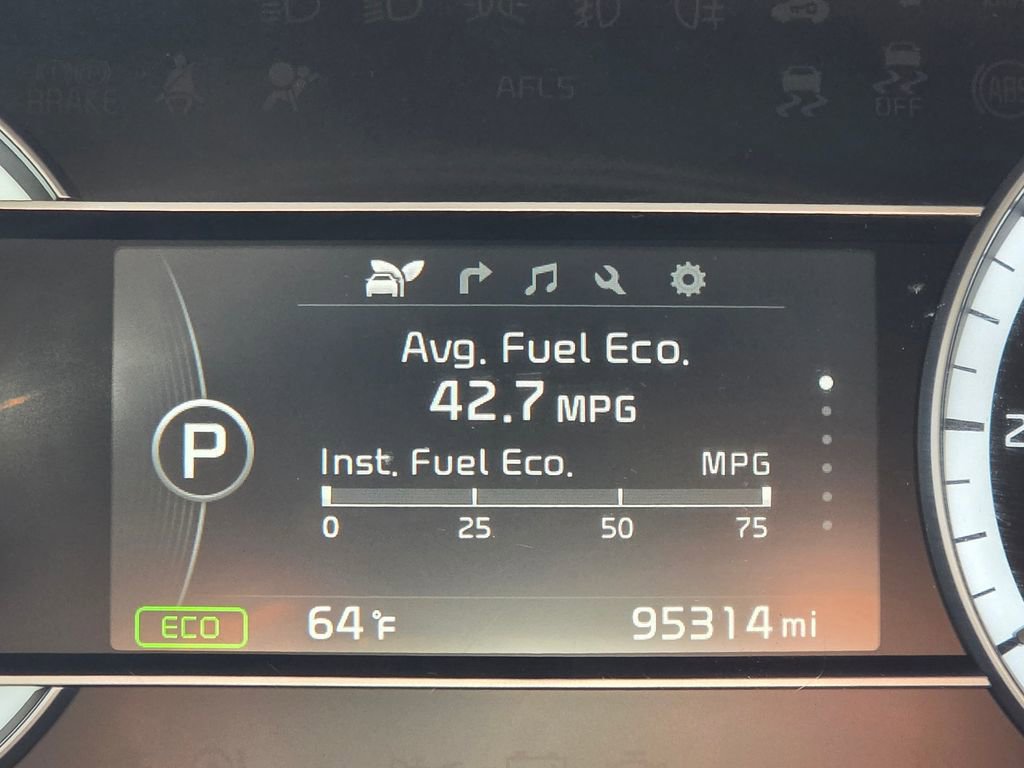 Used 2017 Kia Niro Touring FWD image 22