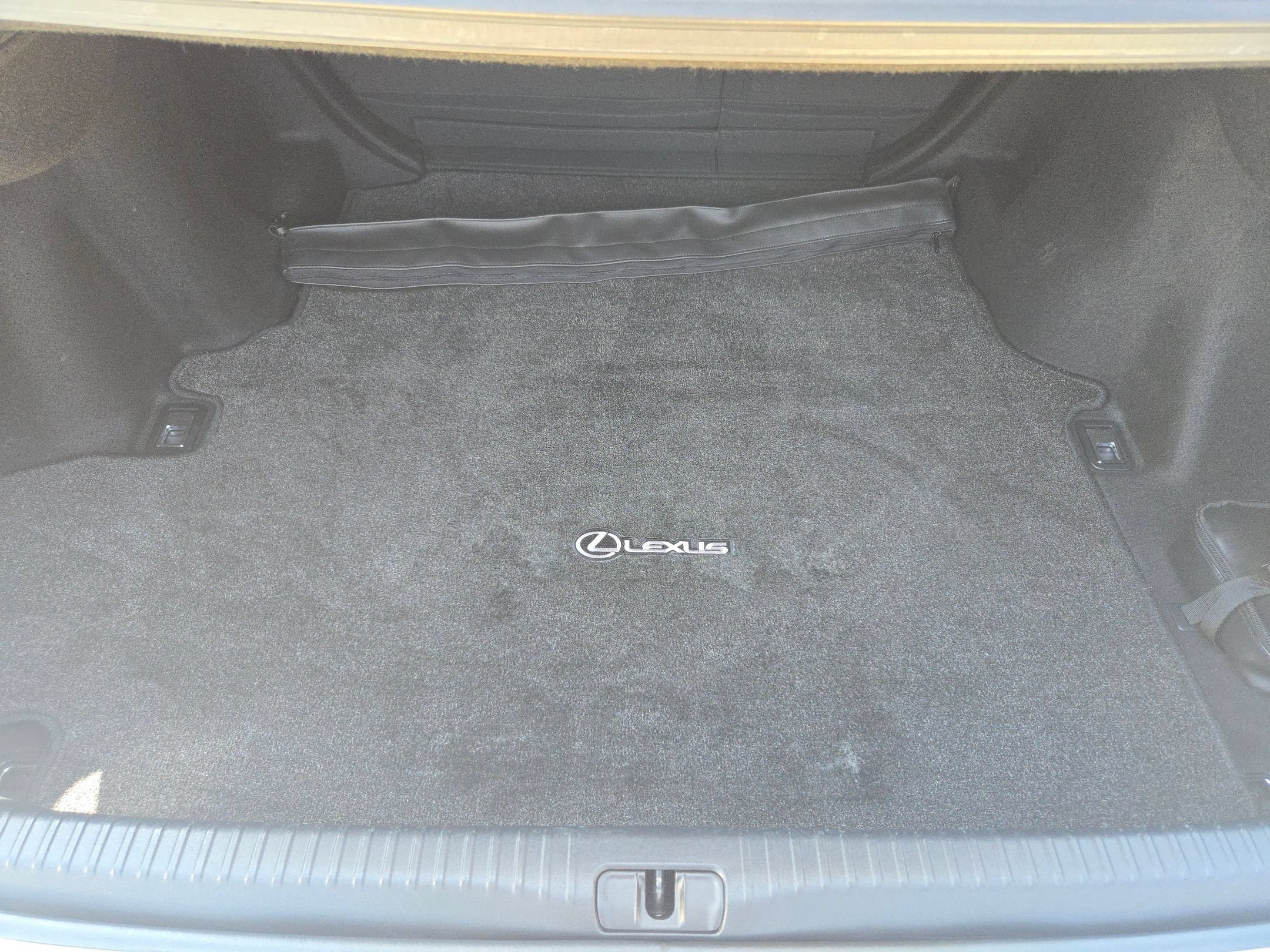 Used 2015 Lexus RC 350 w/ F Sport w/Summer Tires RWD image 25
