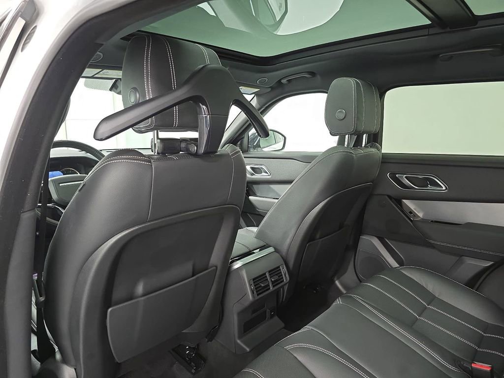 Used 2022 Land Rover Range Rover Velar R-Dynamic S AWD/4WD image 27